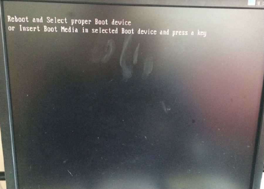 使用u大师u盘启动盘制作工具安装好win7后重启出现REboot and select3.png